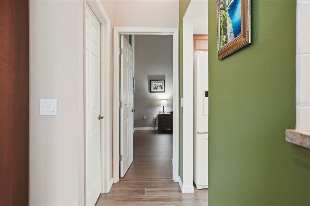 For Sale: $339,900 (2 beds, 2 baths, 1569 Square Feet)