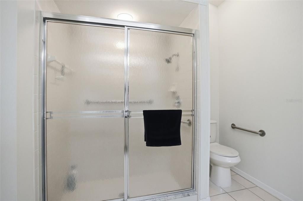 For Sale: $339,900 (2 beds, 2 baths, 1569 Square Feet)