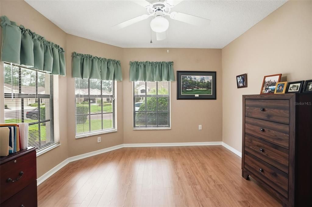 For Sale: $339,900 (2 beds, 2 baths, 1569 Square Feet)