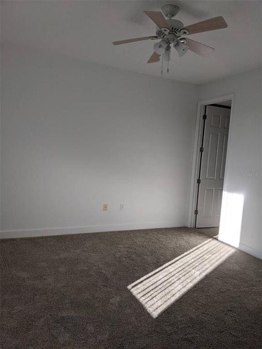 В аренду: $1,795 (3 спален, 2 ванн, 1512 Квадратных фут)