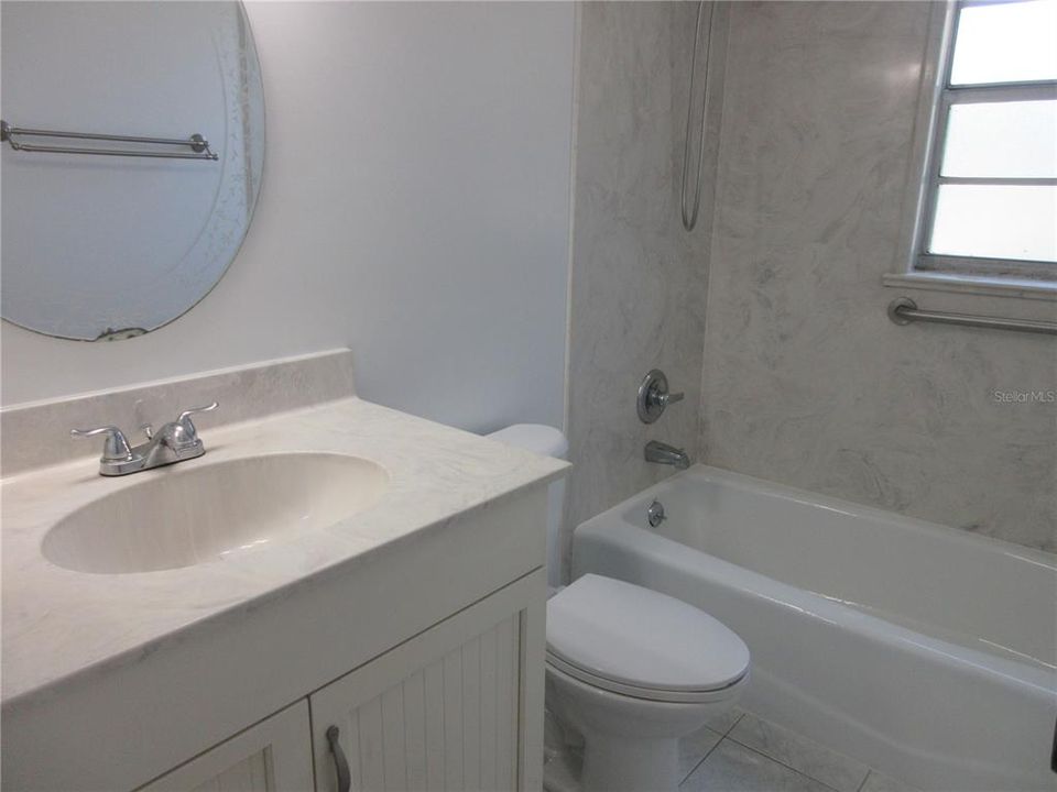 В аренду: $1,150 (2 спален, 1 ванн, 891 Квадратных фут)