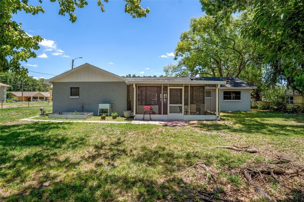 For Sale: $384,000 (3 beds, 2 baths, 1728 Square Feet)