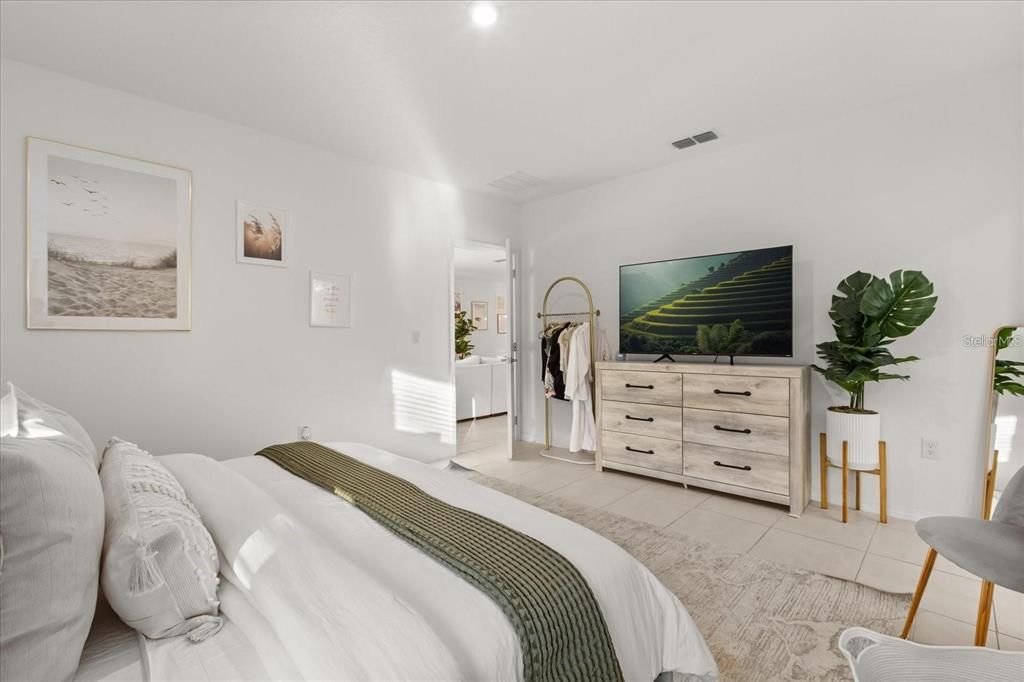 En Venta: $429,900 (4 camas, 3 baños, 2091 Pies cuadrados)