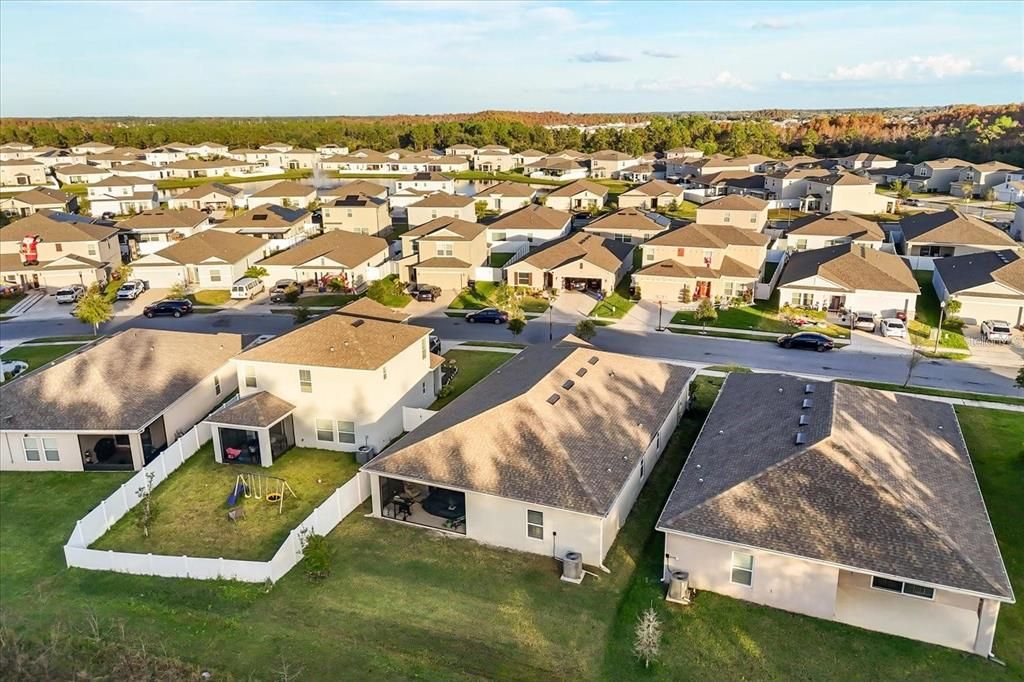 En Venta: $429,900 (4 camas, 3 baños, 2091 Pies cuadrados)