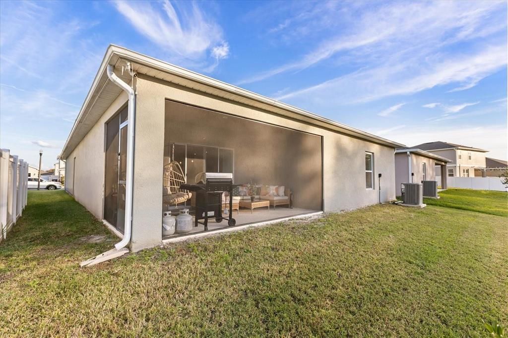 En Venta: $429,900 (4 camas, 3 baños, 2091 Pies cuadrados)