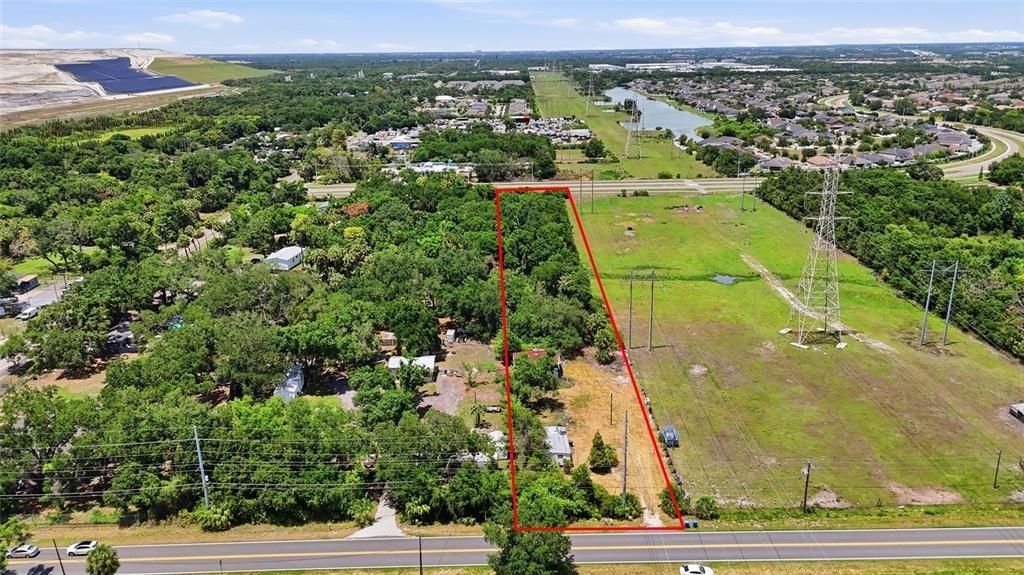 Activo con contrato: $250,000 (1.58 acres)
