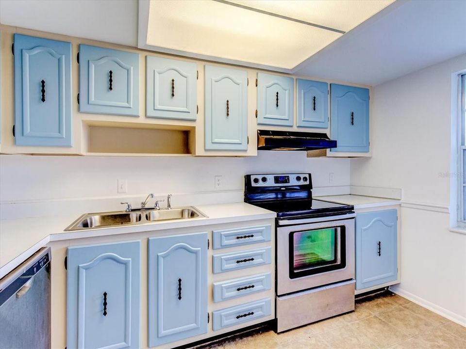 For Sale: $99,000 (3 beds, 2 baths, 1226 Square Feet)