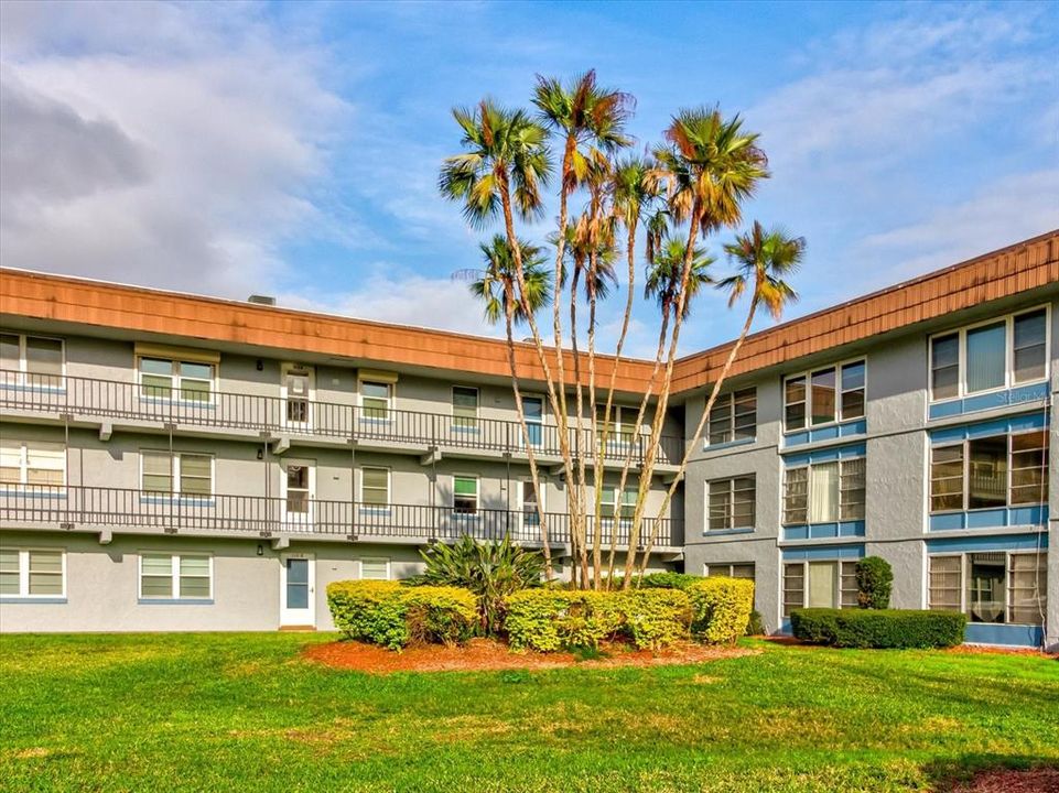 For Sale: $99,000 (3 beds, 2 baths, 1226 Square Feet)