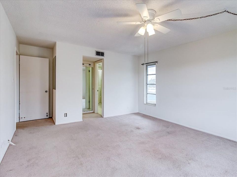 For Sale: $99,000 (3 beds, 2 baths, 1226 Square Feet)