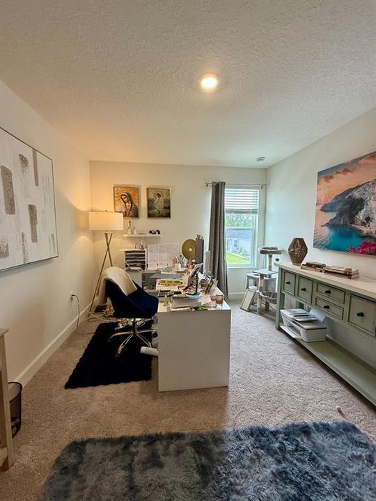 For Rent: $3,400 (5 beds, 3 baths, 2546 Square Feet)