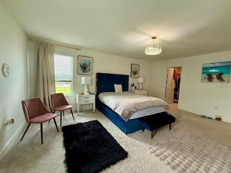 For Rent: $3,400 (5 beds, 3 baths, 2546 Square Feet)