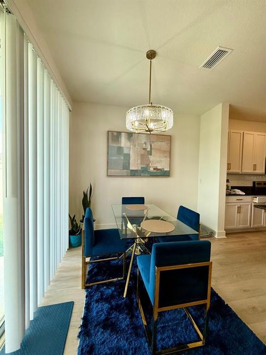 For Rent: $3,400 (5 beds, 3 baths, 2546 Square Feet)