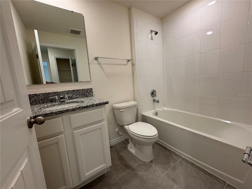 For Rent: $2,600 (3 beds, 2 baths, 1568 Square Feet)