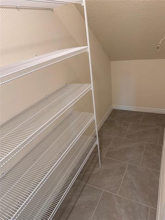 For Rent: $2,600 (3 beds, 2 baths, 1568 Square Feet)