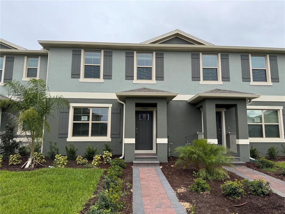 For Rent: $2,600 (3 beds, 2 baths, 1568 Square Feet)