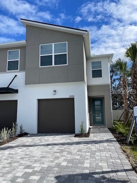 For Rent: $2,500 (3 beds, 2 baths, 1667 Square Feet)