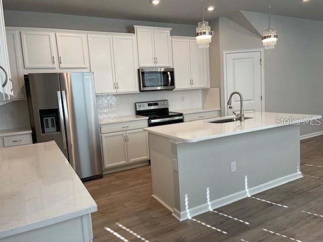 For Rent: $2,500 (3 beds, 2 baths, 1667 Square Feet)