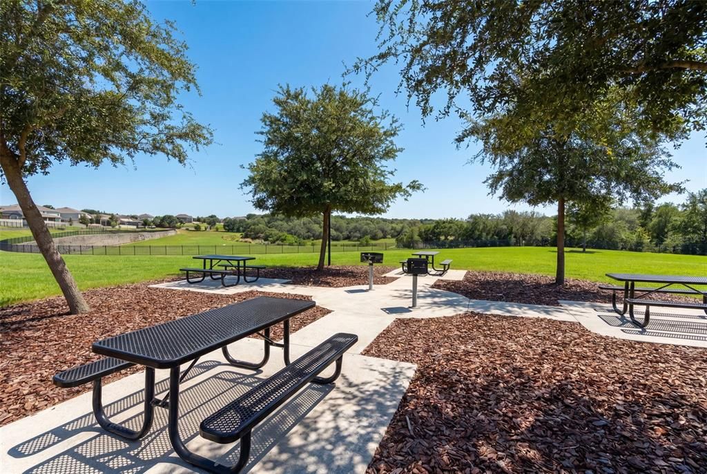 For Sale: $675,000 (4 beds, 3 baths, 3741 Square Feet)