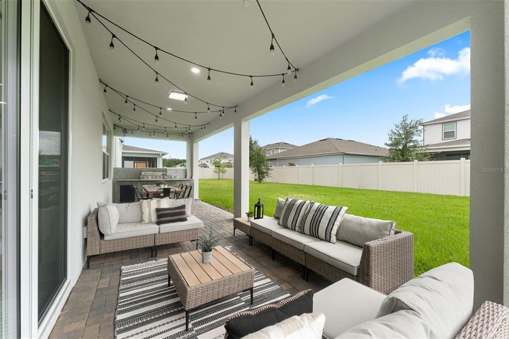 For Sale: $675,000 (4 beds, 3 baths, 3741 Square Feet)