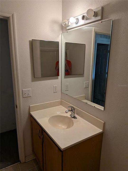 En Venta: $299,000 (3 camas, 2 baños, 2248 Pies cuadrados)