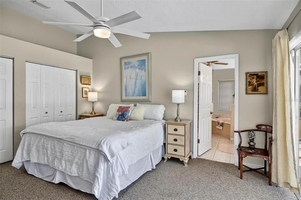 For Sale: $310,000 (3 beds, 2 baths, 1718 Square Feet)