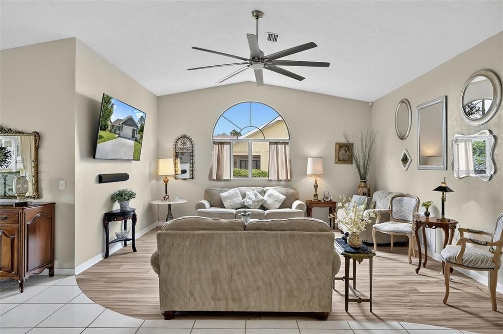 For Sale: $310,000 (3 beds, 2 baths, 1718 Square Feet)