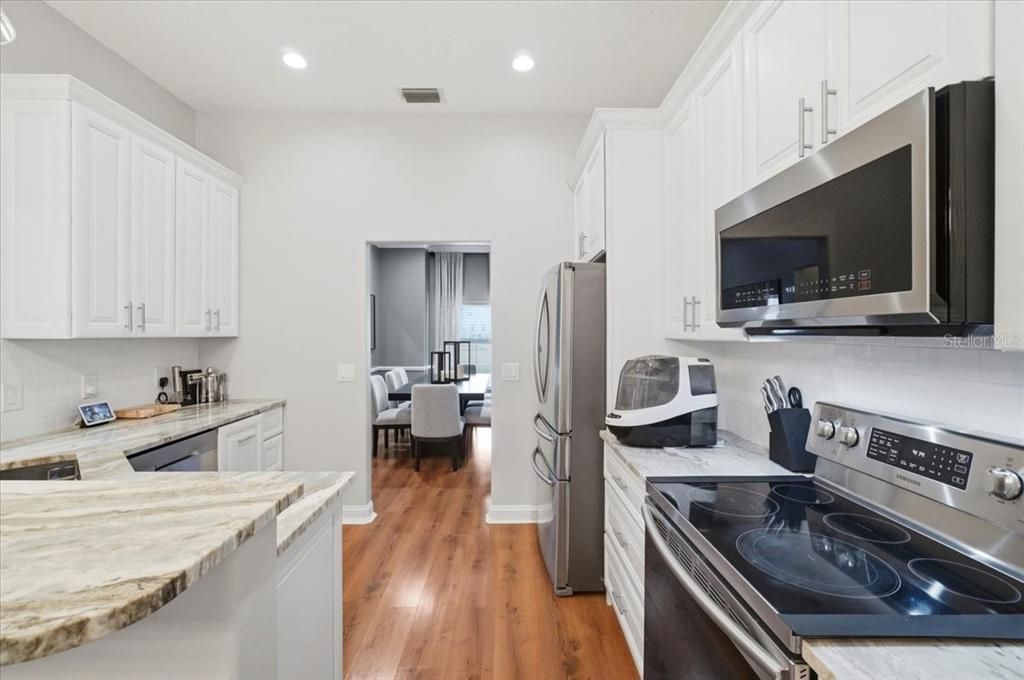 For Sale: $525,000 (3 beds, 2 baths, 2340 Square Feet)
