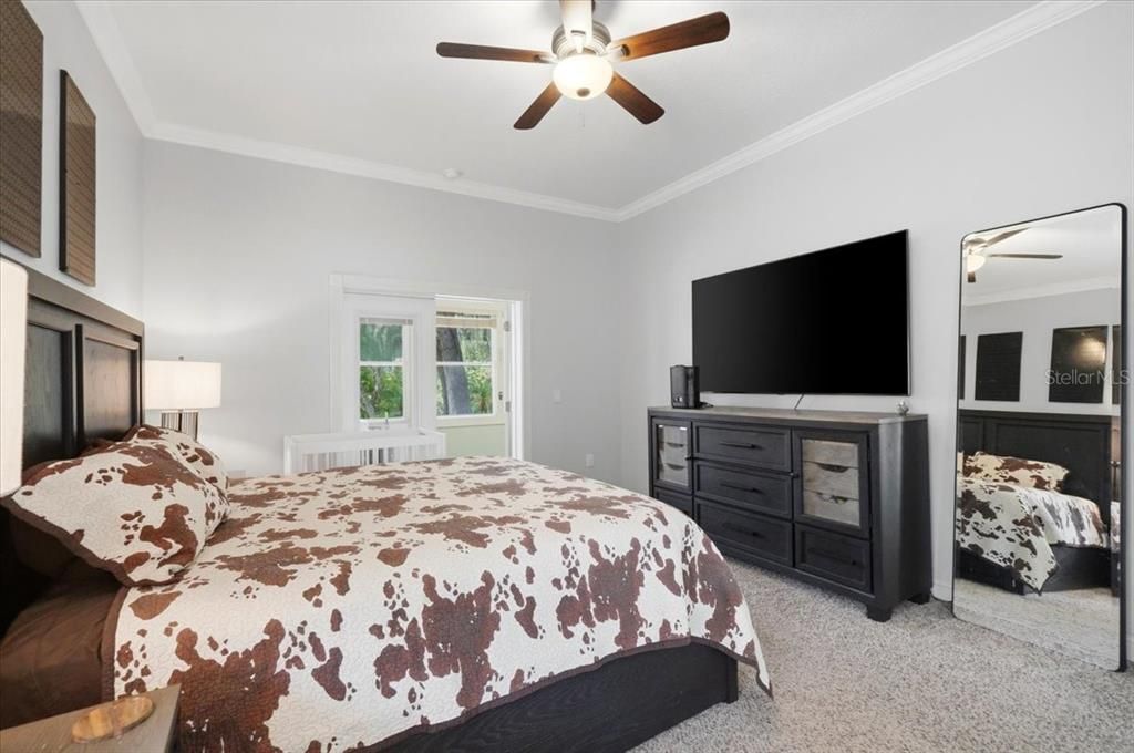 For Sale: $525,000 (3 beds, 2 baths, 2340 Square Feet)