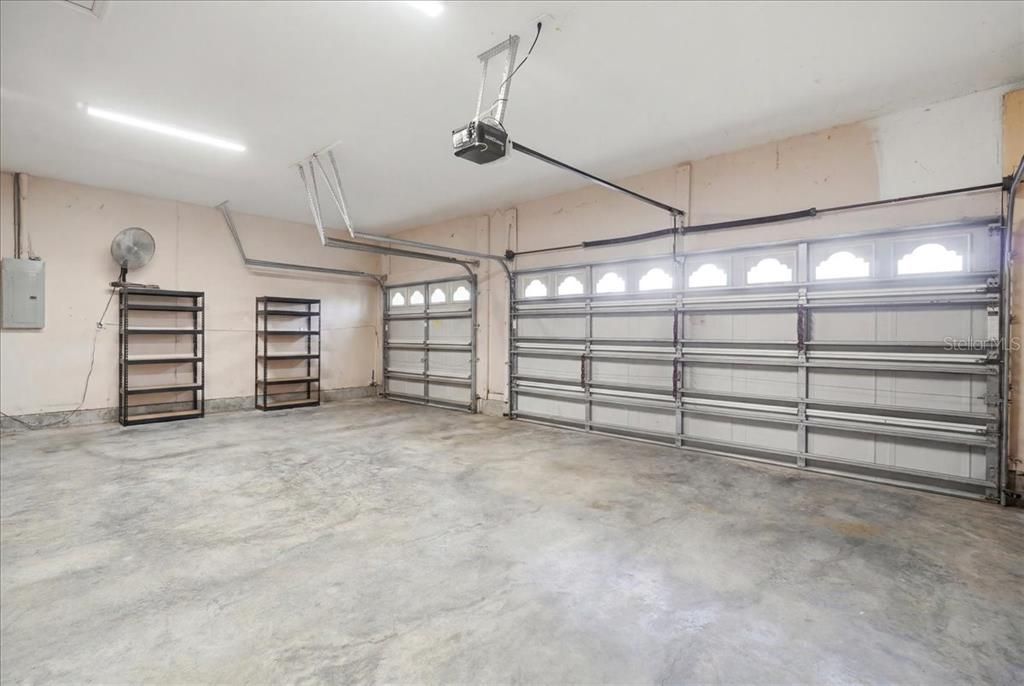 For Sale: $525,000 (3 beds, 2 baths, 2340 Square Feet)