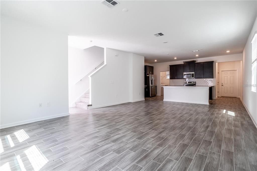 For Sale: $445,000 (3 beds, 2 baths, 1802 Square Feet)