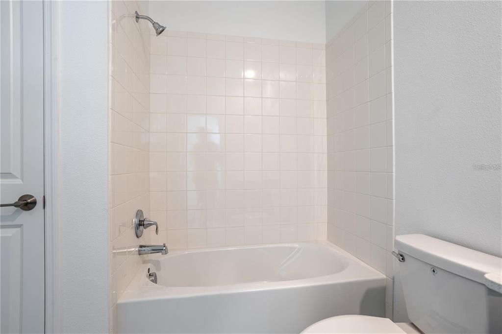 For Sale: $445,000 (3 beds, 2 baths, 1802 Square Feet)