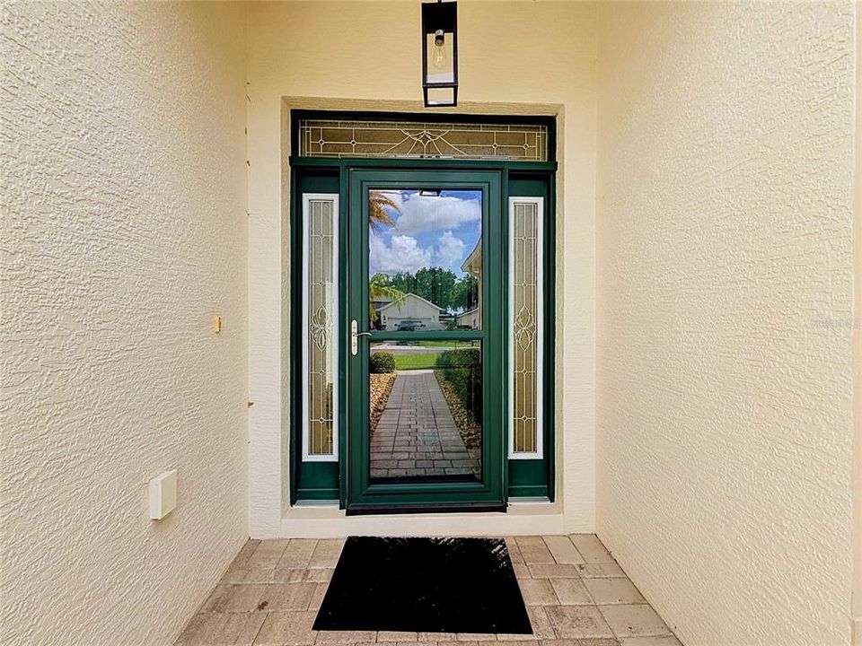 For Sale: $445,000 (3 beds, 2 baths, 1722 Square Feet)