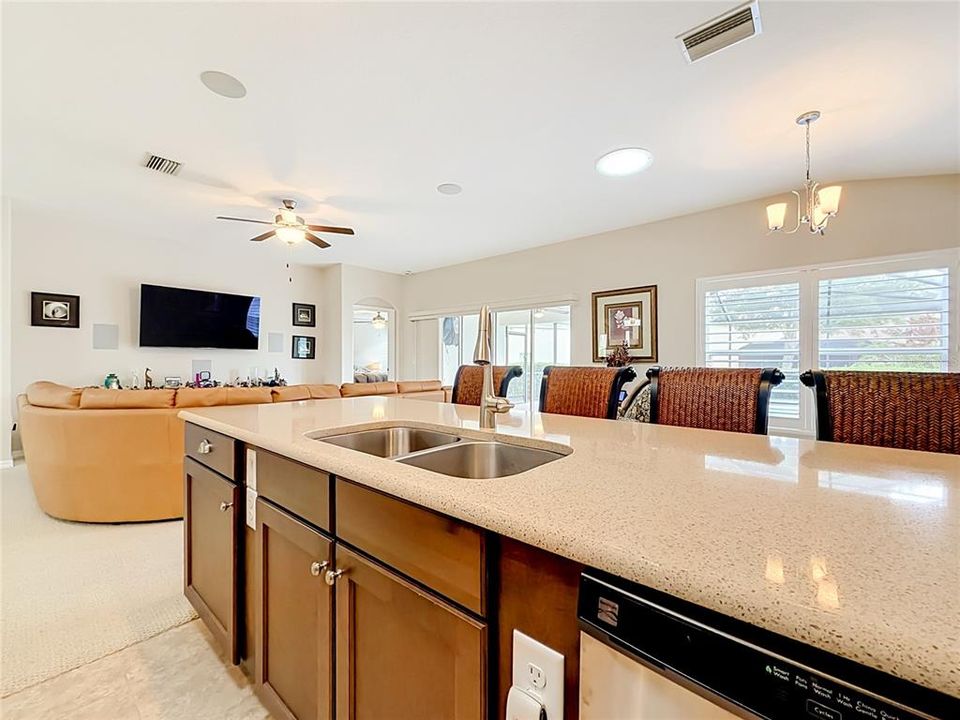 For Sale: $445,000 (3 beds, 2 baths, 1722 Square Feet)