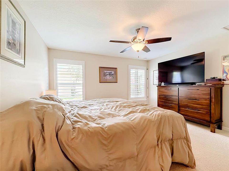 For Sale: $445,000 (3 beds, 2 baths, 1722 Square Feet)