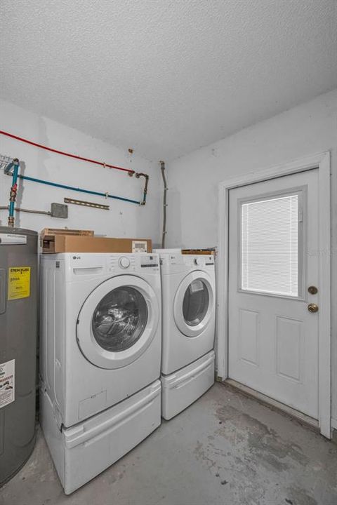 На продажу: $340,000 (3 спален, 2 ванн, 1860 Квадратных фут)