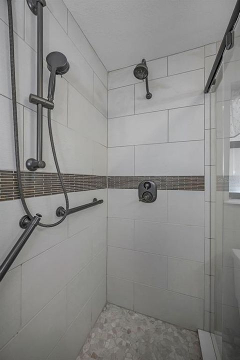 На продажу: $340,000 (3 спален, 2 ванн, 1860 Квадратных фут)