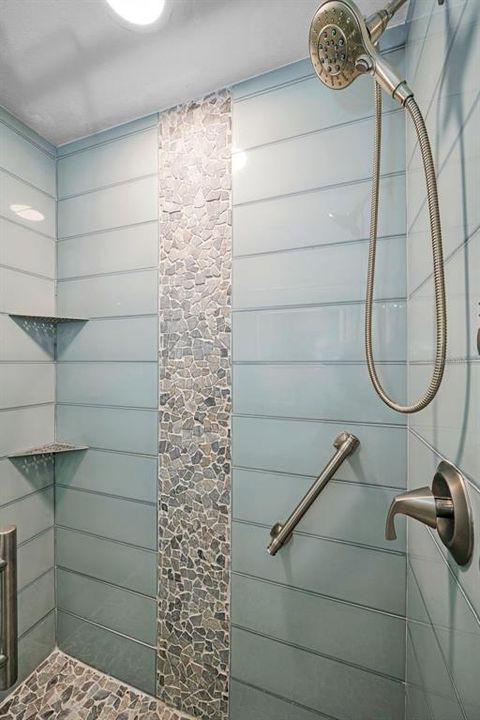 На продажу: $340,000 (3 спален, 2 ванн, 1860 Квадратных фут)
