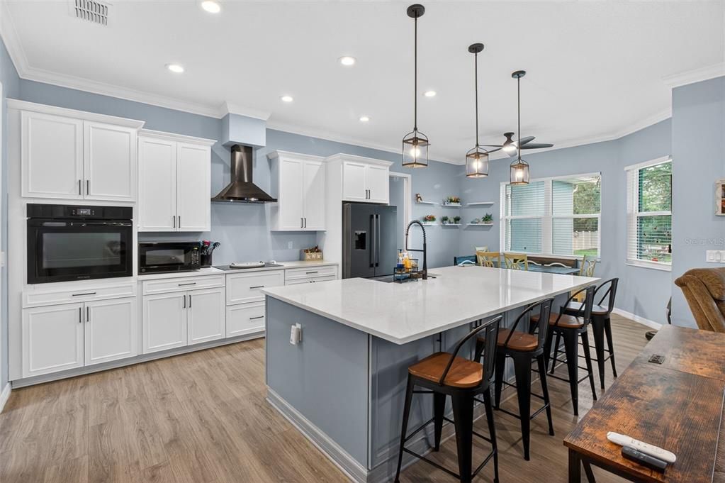 For Sale: $995,000 (5 beds, 3 baths, 2306 Square Feet)