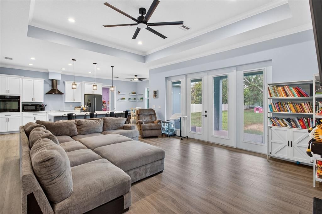 For Sale: $995,000 (5 beds, 3 baths, 2306 Square Feet)