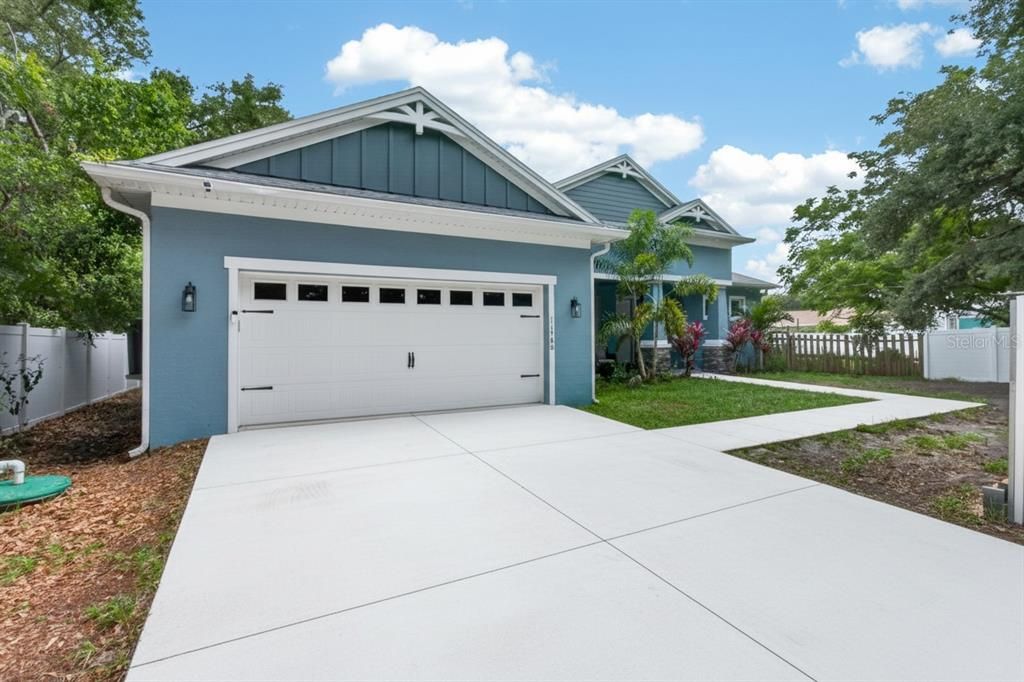 For Sale: $995,000 (5 beds, 3 baths, 2306 Square Feet)
