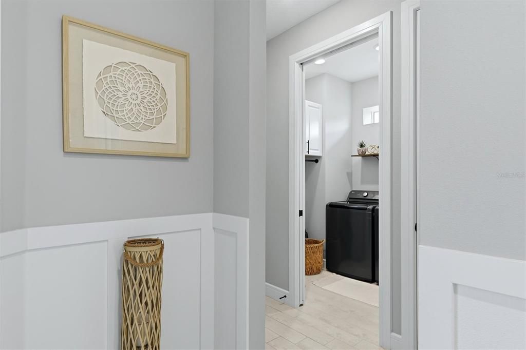 For Sale: $425,000 (2 beds, 2 baths, 1572 Square Feet)