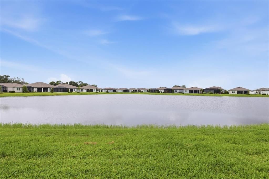 For Sale: $425,000 (2 beds, 2 baths, 1572 Square Feet)