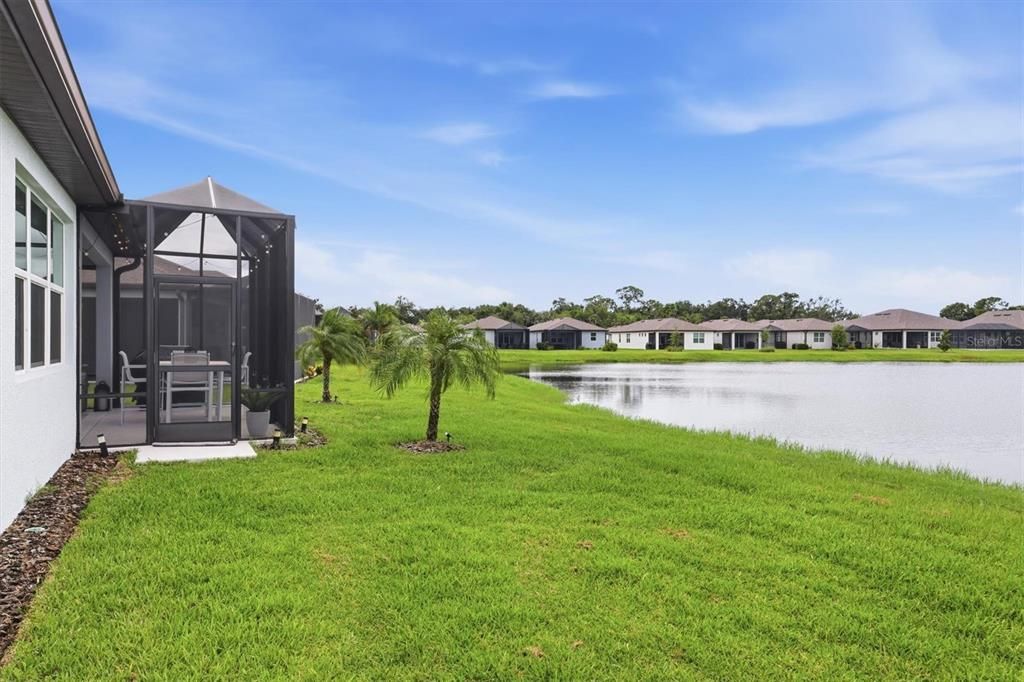 For Sale: $425,000 (2 beds, 2 baths, 1572 Square Feet)