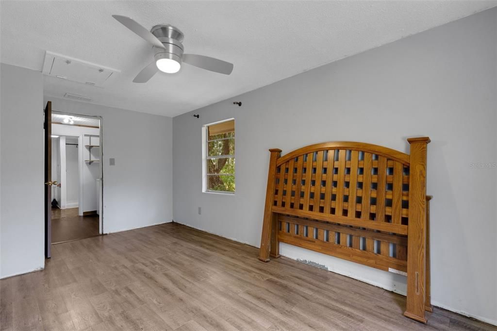 En Venta: $409,500 (2 camas, 1 baños, 1218 Pies cuadrados)