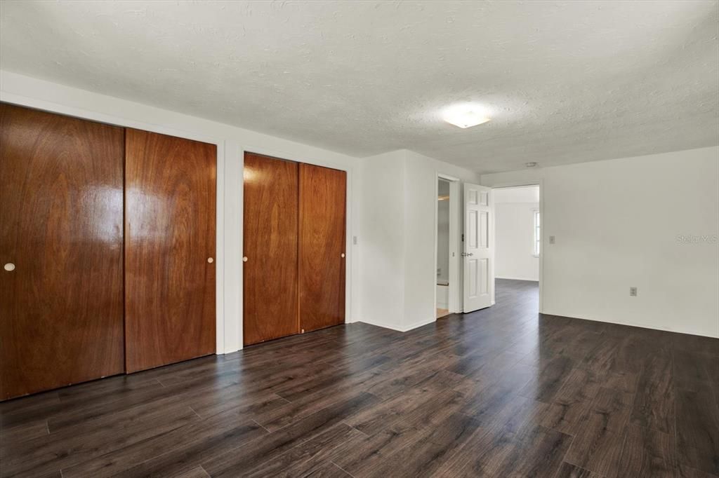 На продажу: $245,900 (3 спален, 2 ванн, 1488 Квадратных фут)