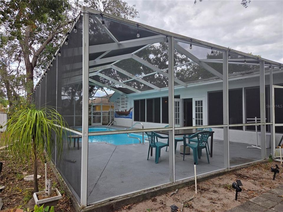 En Venta: $335,000 (3 camas, 2 baños, 1526 Pies cuadrados)