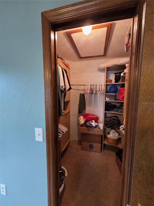 En Venta: $335,000 (3 camas, 2 baños, 1526 Pies cuadrados)