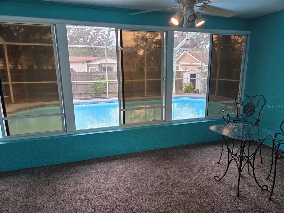 En Venta: $335,000 (3 camas, 2 baños, 1526 Pies cuadrados)