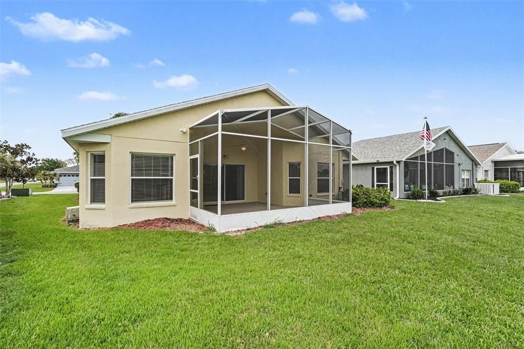 For Sale: $340,000 (2 beds, 2 baths, 1489 Square Feet)