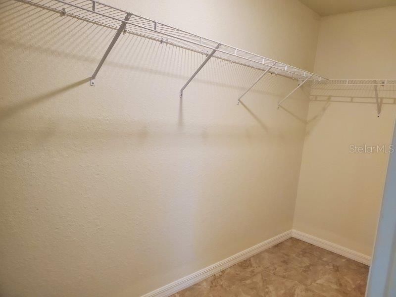 For Rent: $1,700 (3 beds, 2 baths, 1338 Square Feet)